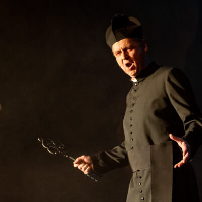 Pfarrer Nässler - Die Alpenländische Weihnachtsoper Stille Nacht - Erlebnis-Weihnachtsmarkt Bad Hindelang Pfarrer Nässler - Die Alpenländische Weihnachtsoper Stille Nacht - Erlebnis-Weihnachtsmarkt Bad Hindelang